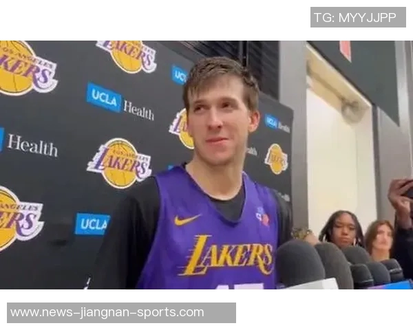 里夫斯期待队友尽快复出呼吁卢卡与勒布朗早日回归赛场