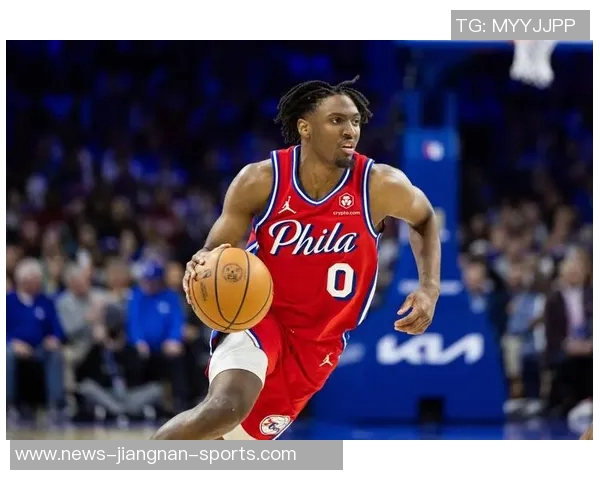 马克西创历史新纪录前15场比赛斩获500分100助攻仅次于三巨星