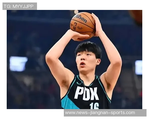 杨瀚森在比赛中表现出色5个篮板彰显进步队友却未能及时传球助力 杨瀚森在比赛中表现出色5个篮板彰显进步队友却未能及时传球助力